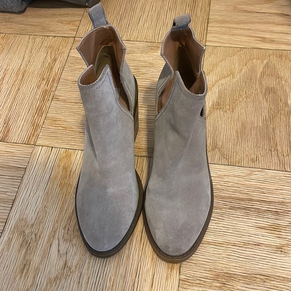Steve Madden Booties | size 6.5 - Picture 2 of 6